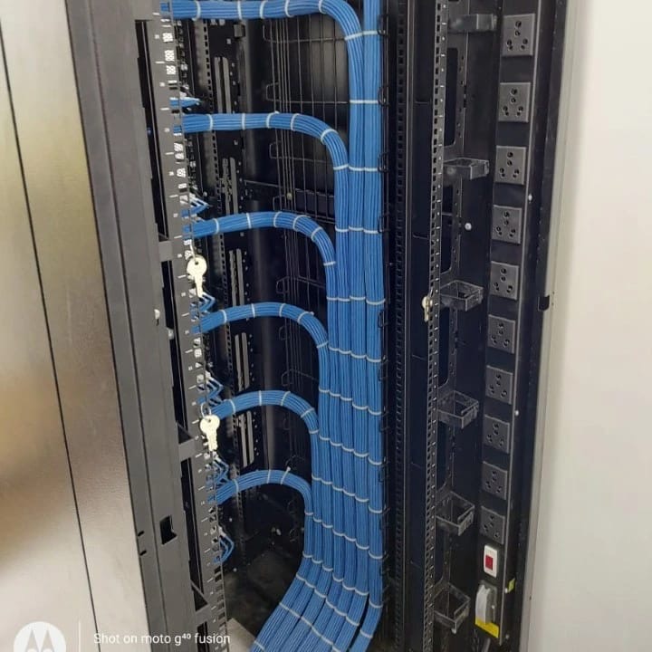 Blue Cable Arc Rack